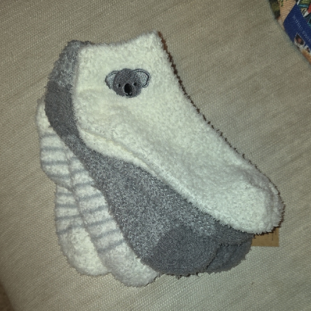 Fuzzy Socks - Gray and White